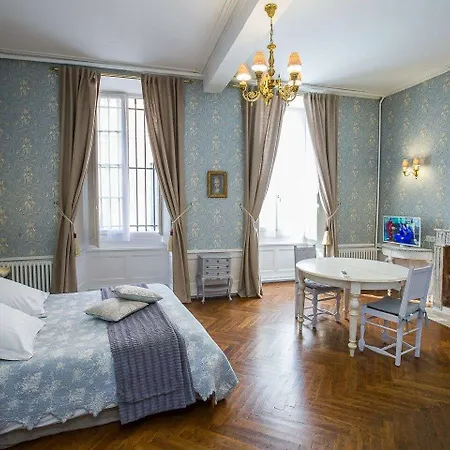 La Petite Saunerie 2*